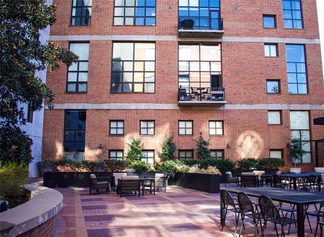 Building Photo - 3110 Thomas Ave