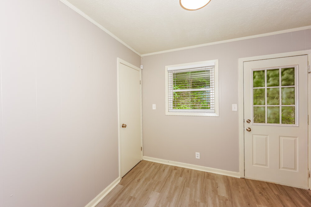 Building Photo - 1722 Rogina Dr