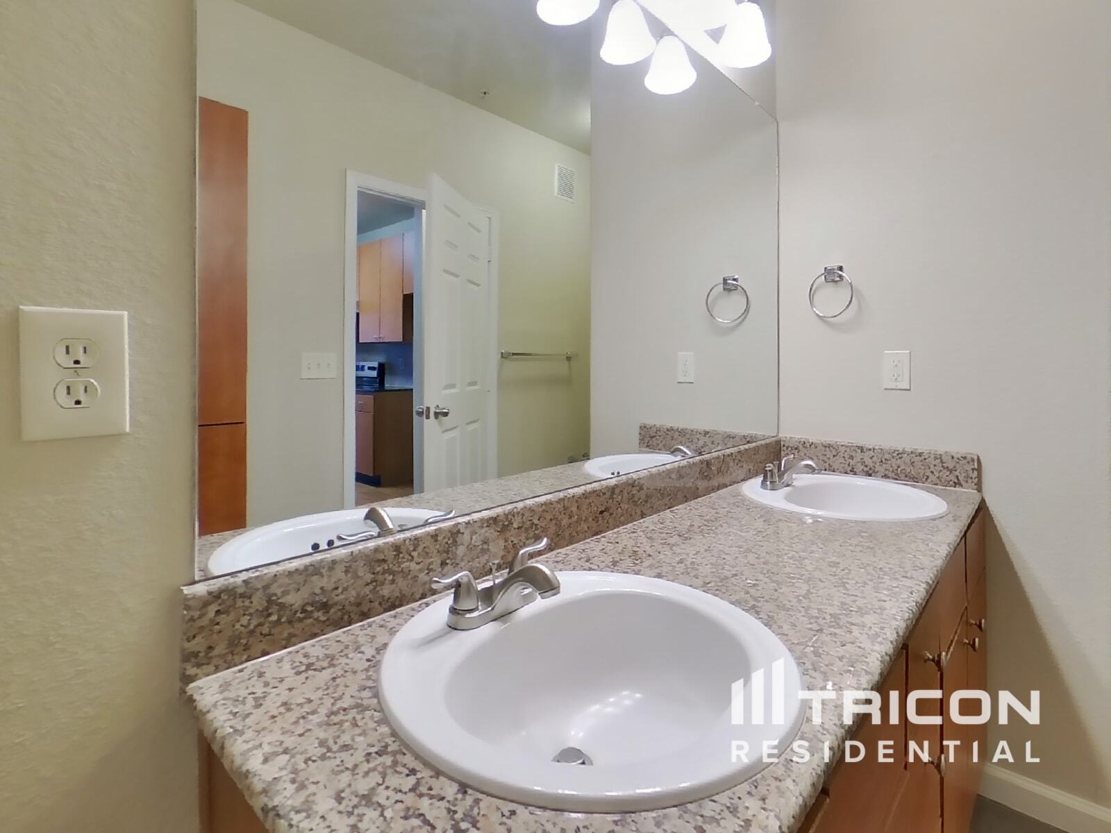 Building Photo - 8434 Walerga Rd