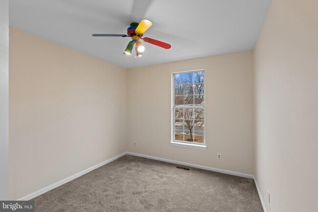 Building Photo - 2978 Mourning Dove Pl