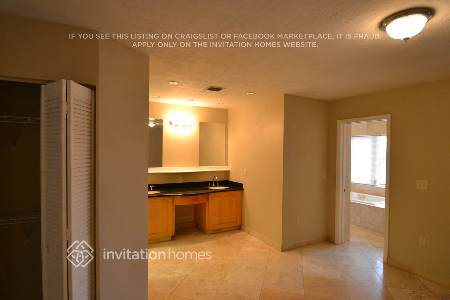 Building Photo - 8424 SW 102nd Pl