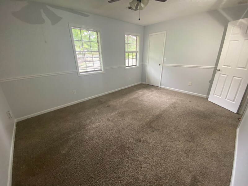 Building Photo - 1232 Creek Forest Ct NW