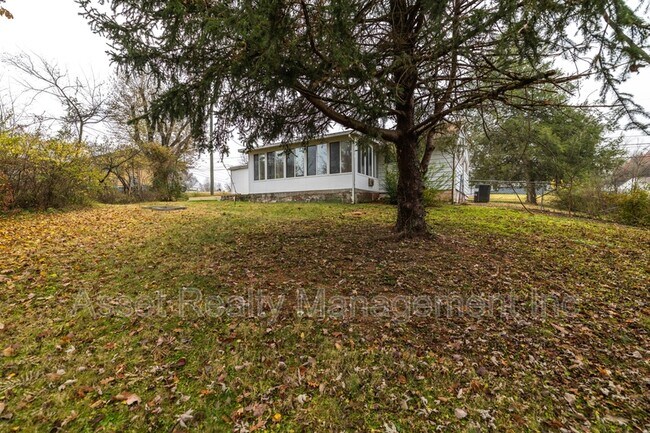 Building Photo - 4520 Nicholas Rd NW