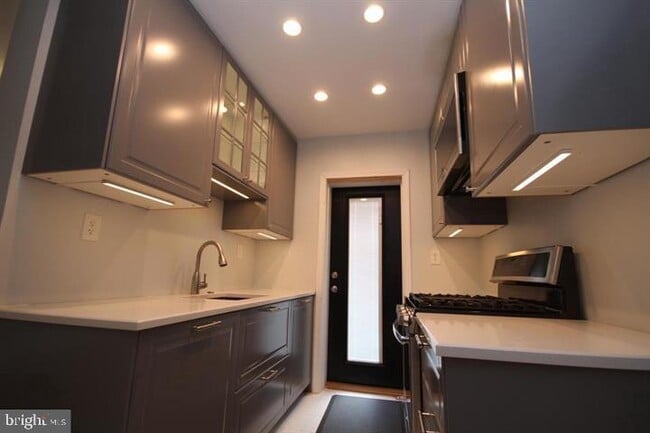 Building Photo - 2100 N Brandywine St