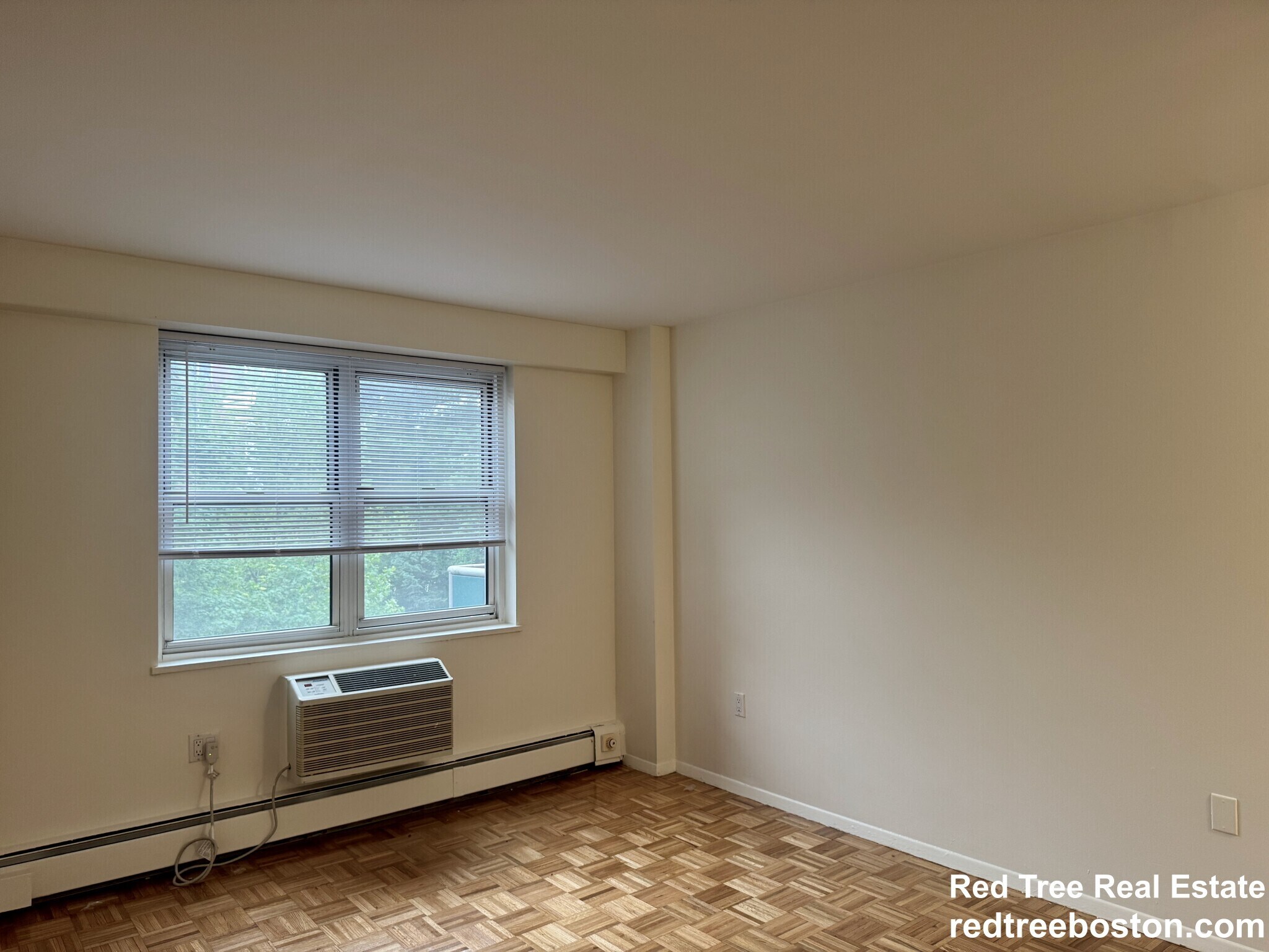 Building Photo - 185 Freeman St