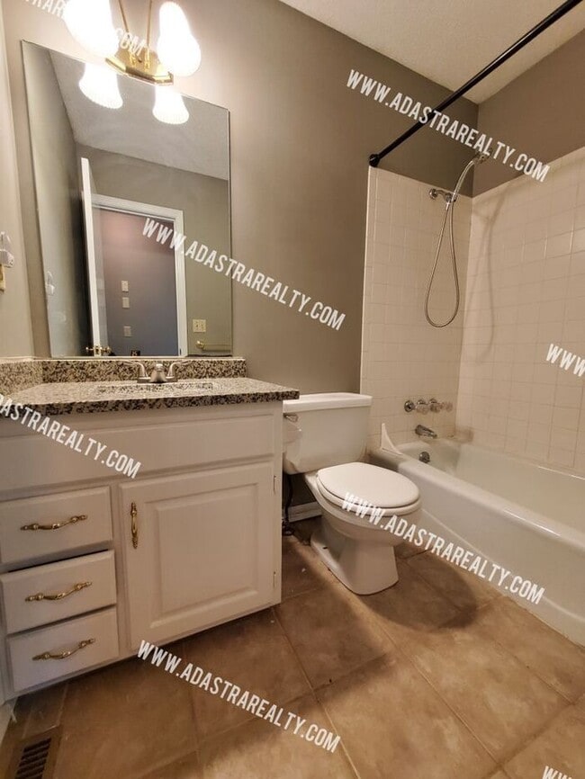 Building Photo - Gorgeous Shawnee Mission NW Home-Available...