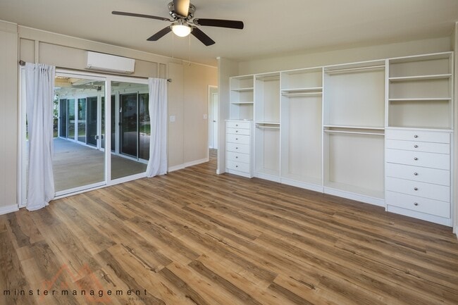 Building Photo - 531 Ulumu St
