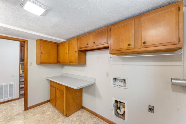 Building Photo - 9528 Gulf Park Dr