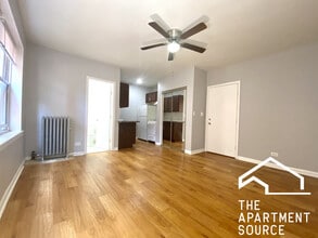 Building Photo - 4241 N Kenmore Ave