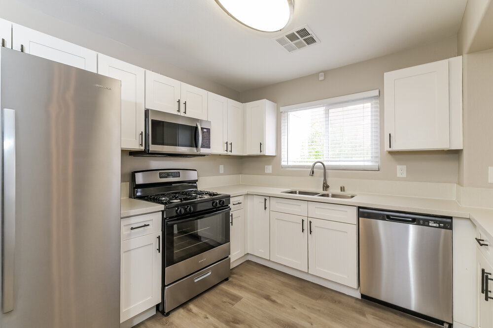 Building Photo - 6002 Aripeka St