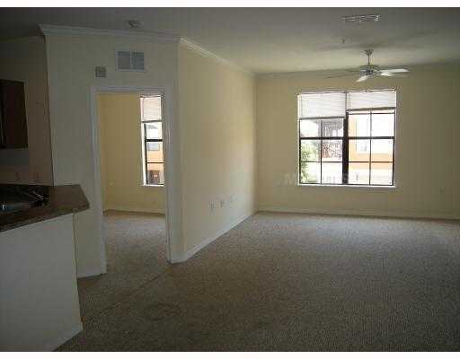 Building Photo - 6119Metr107