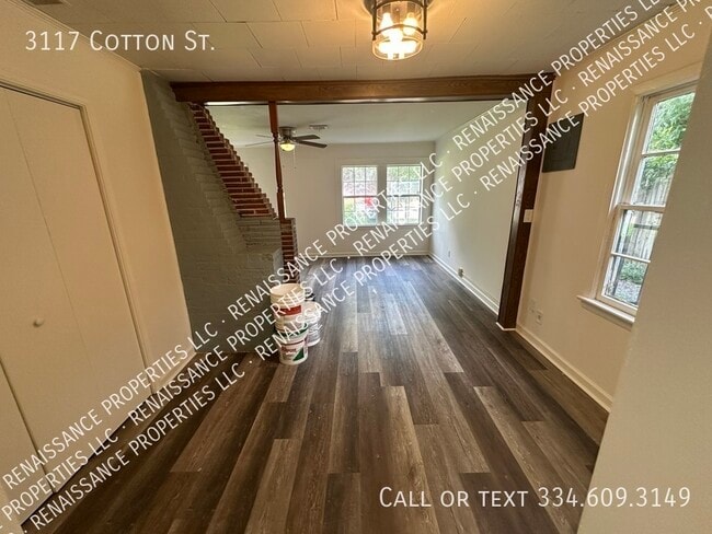 Building Photo - 3117 Cotton St