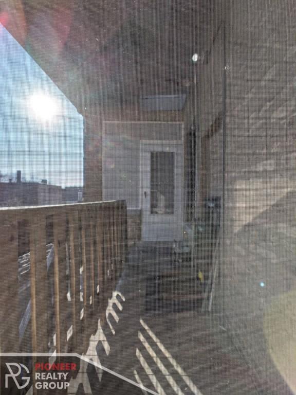 Building Photo - 1 bedroom in CHICAGO IL 60613