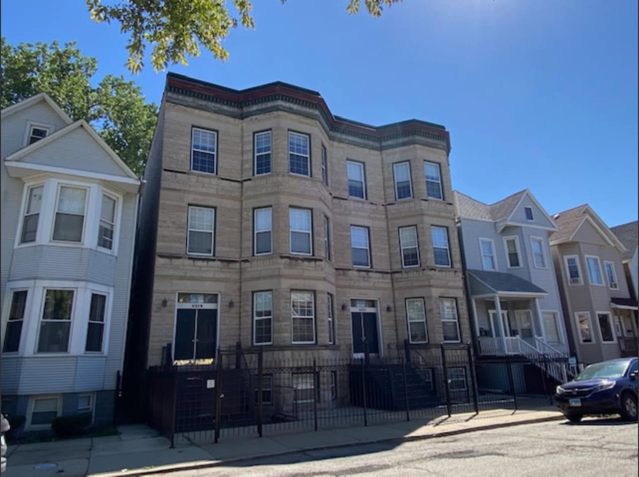 Building Photo - 4219 S Union Ave