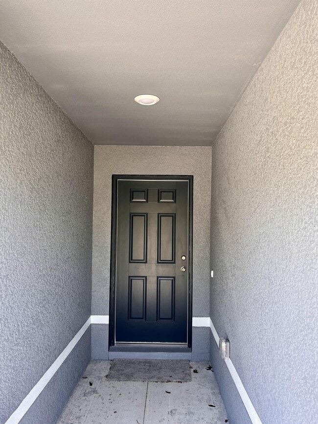 Primary Photo - 6652 N Bedstrow Blvd