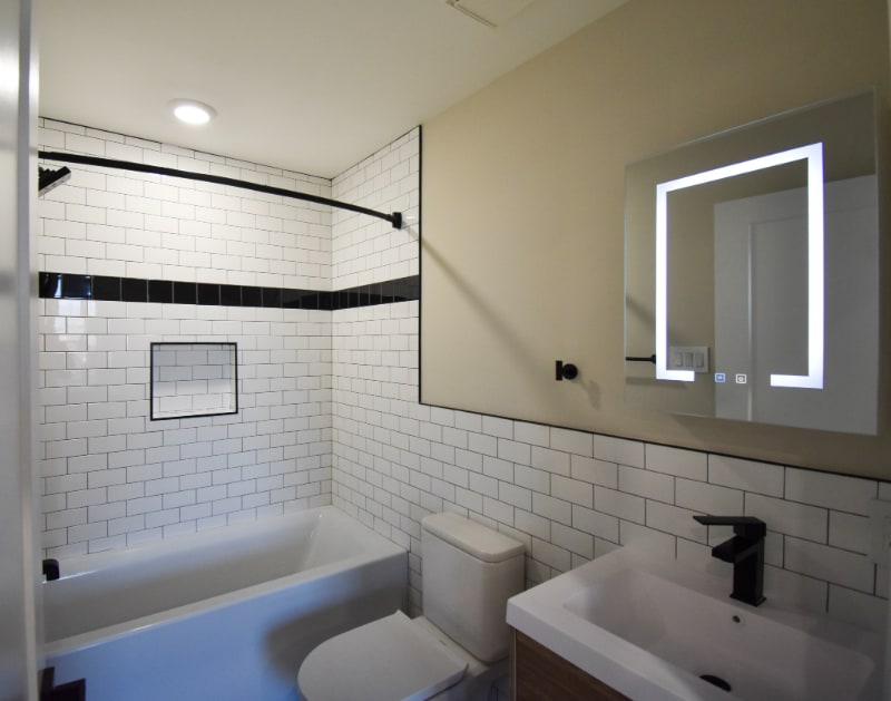 Building Photo - 1030 N 48th St