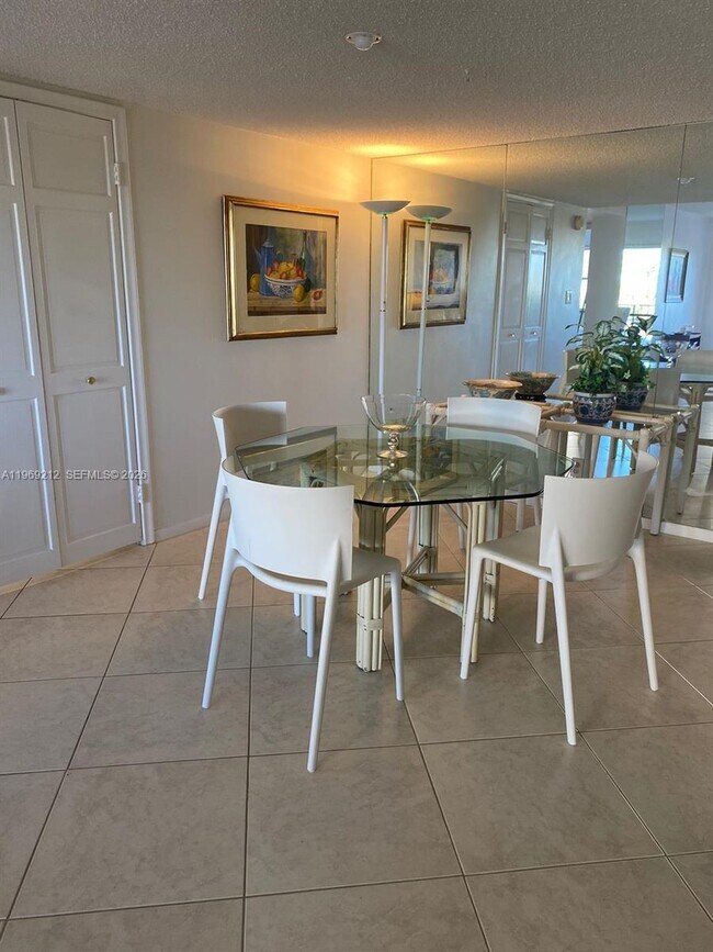 Building Photo - 5100 N Ocean Blvd