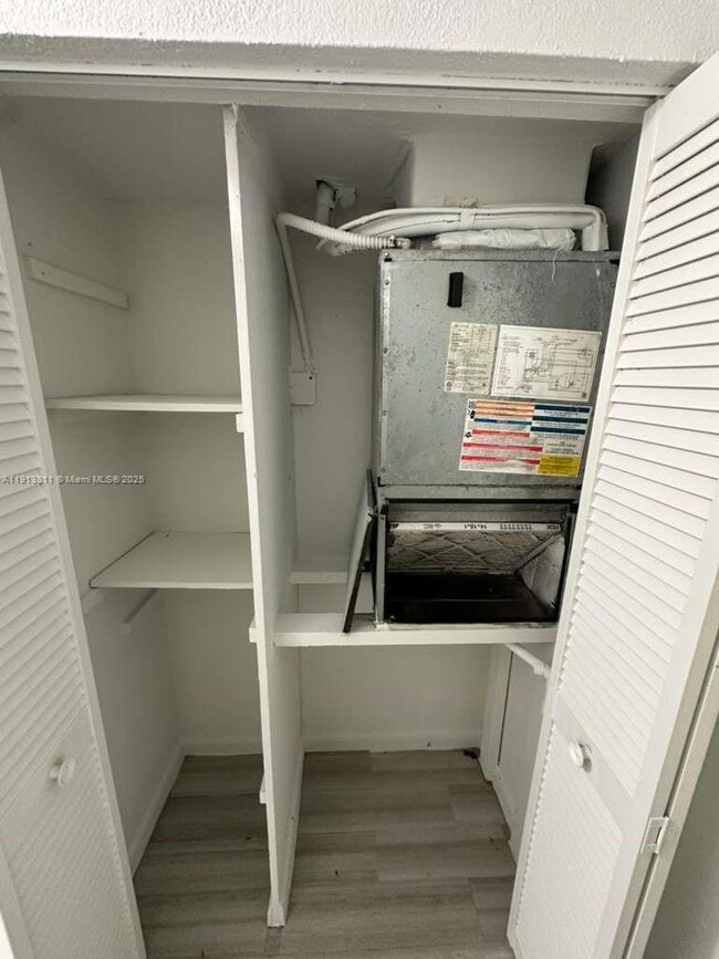 Building Photo - 505 NW 177th St