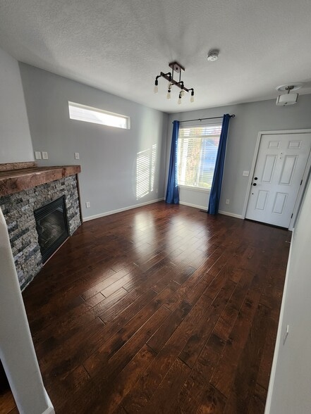 Building Photo - 2718 NW 118th Cir