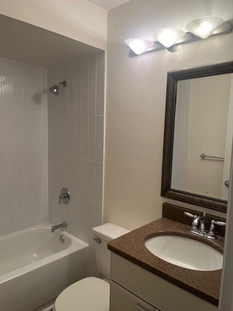 Building Photo - 13391 Fox Chapel Ct