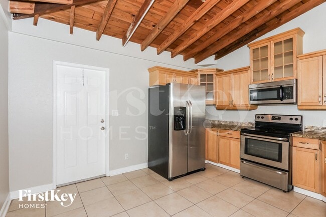 Building Photo - 1328 NW 3rd Ave