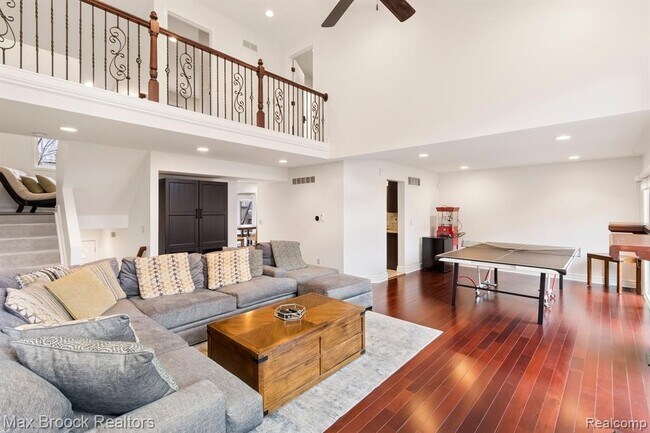 Building Photo - 6322 Aspen Ridge Blvd