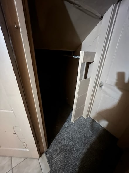 Building Photo - 8831 Quincy St