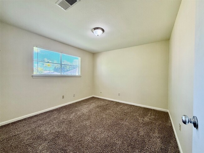 Building Photo - 10718 Nobility Dr