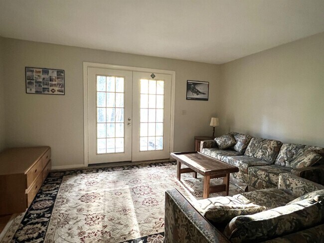 Building Photo - 78 Saco Pines Rd