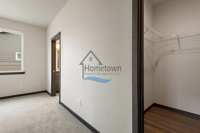 Building Photo - Brand New 4 Bed 2.5 Bath Home in Post Falls!!
