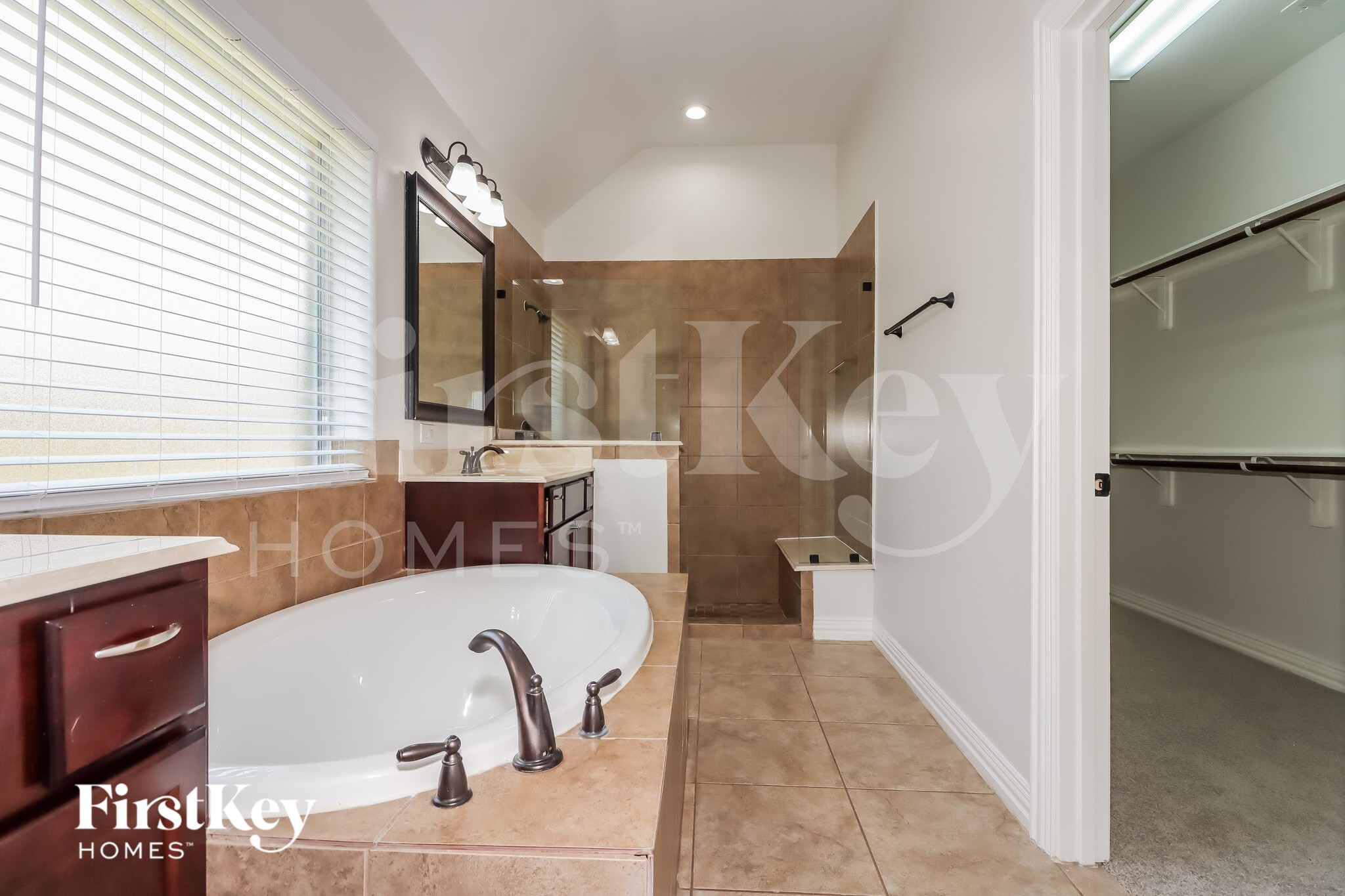 Building Photo - 210 Terrace Creek Ct