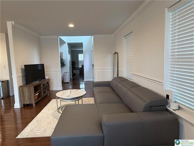 Building Photo - 7109 Hunt Dr