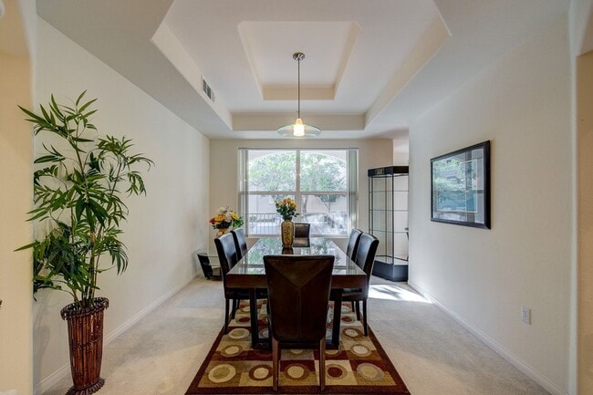 Building Photo - STUNNING 3 BEDROOM 2 FULL BATH FIRST FLOOR...