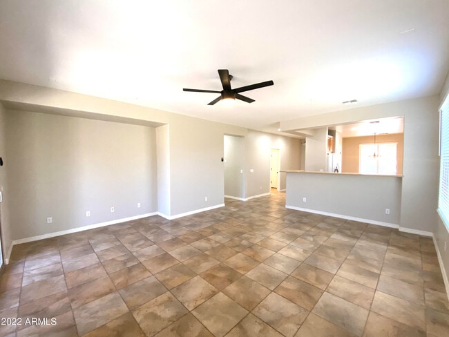 Building Photo - 182 W Twin Peaks Pkwy