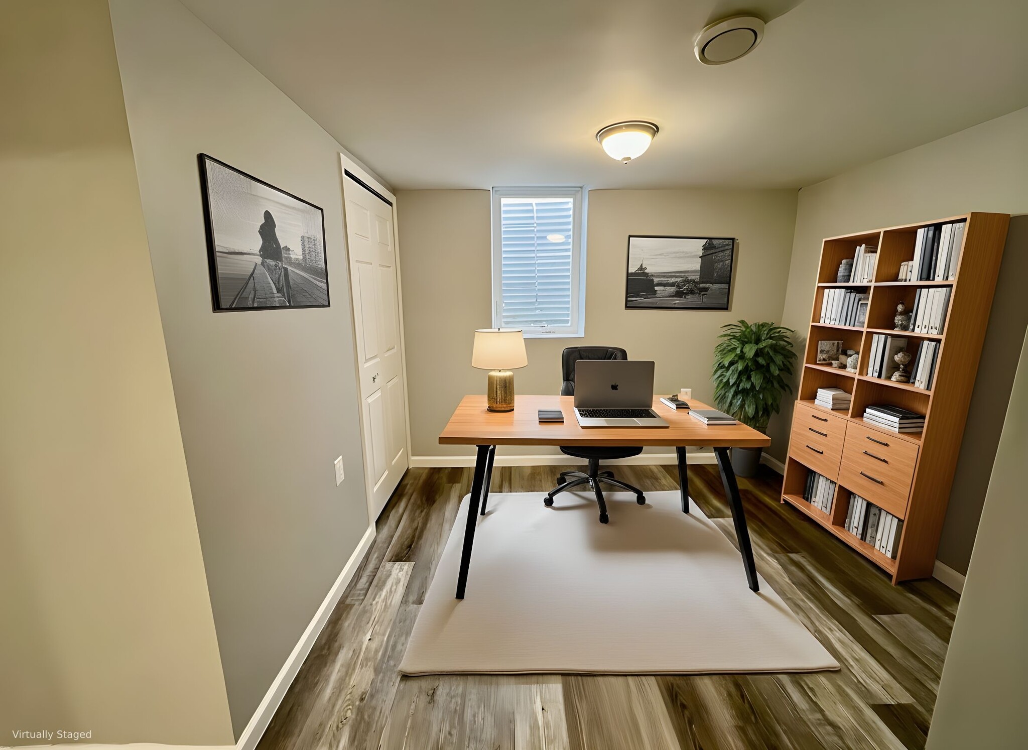 Building Photo - 2838 Continental Dr