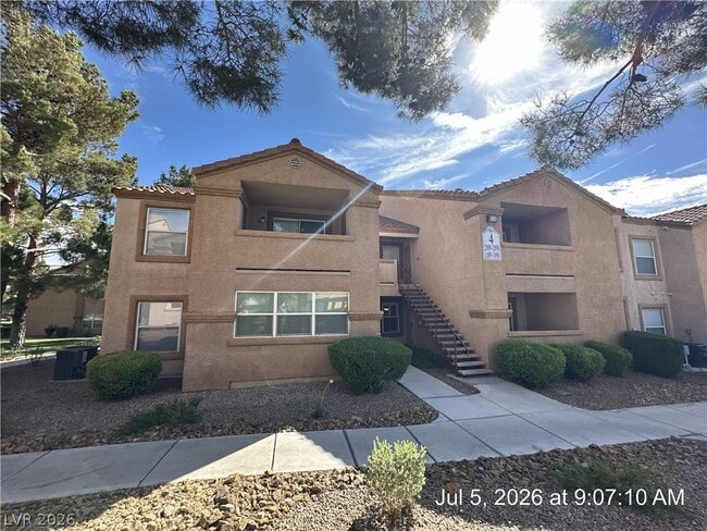 Building Photo - 1150 N Buffalo Dr