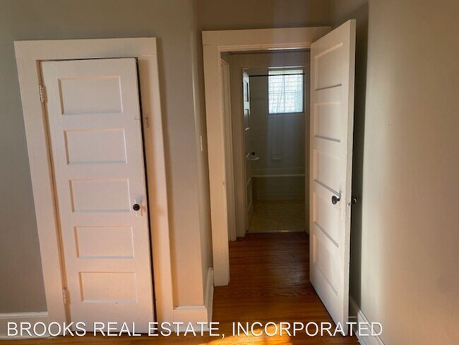 Building Photo - 3 br, 1 bath House - 108 Jefferson Street