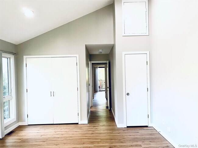 Building Photo - 4 Avenue B