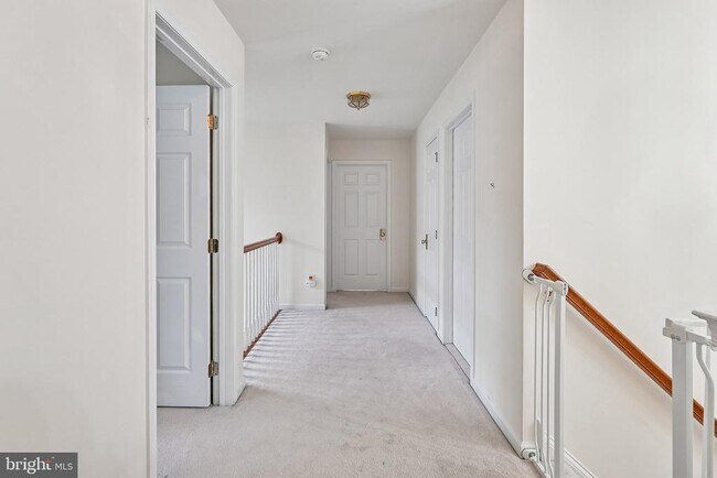 Building Photo - 14 Caleb Ln