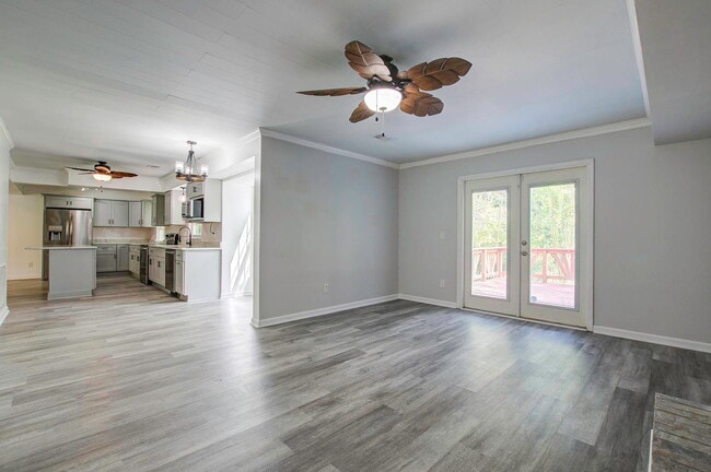 Building Photo - 8114 Halifax Way