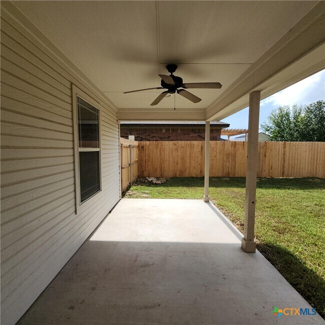 Building Photo - 3509 Lauren St