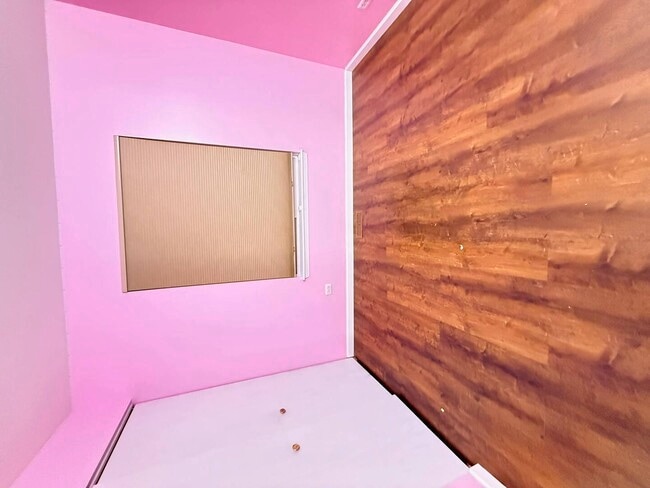 Building Photo - 3161 Hopewell Dr