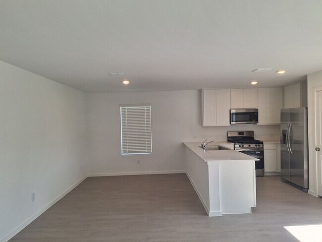 Building Photo - 15009 Bushwacker Wy