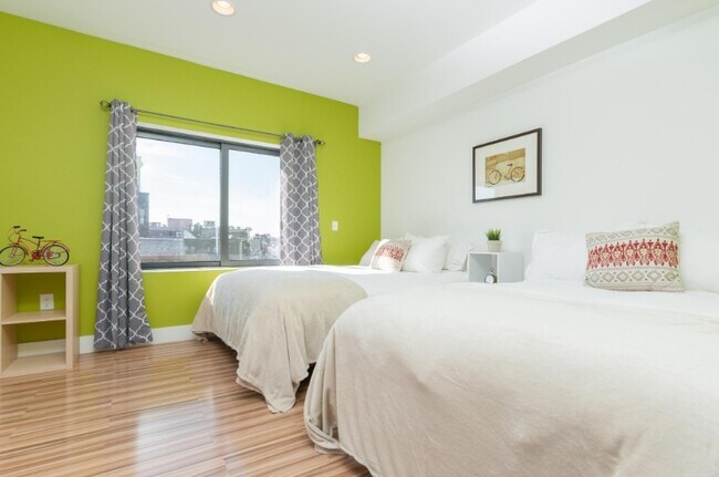 Building Photo - 4918 Park Ave