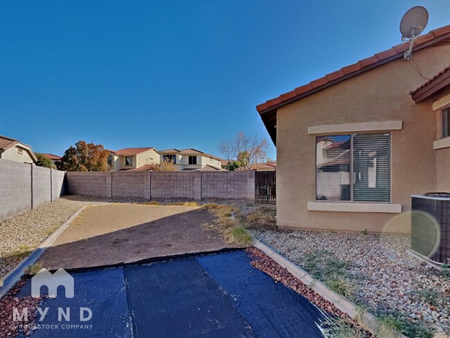 Building Photo - 5174 W Desert Hills Dr