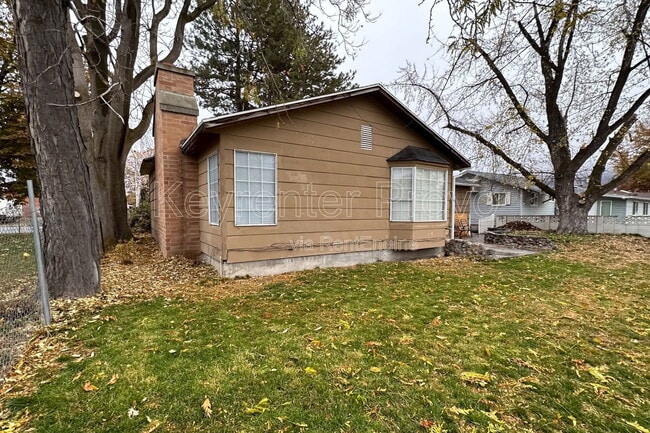 Building Photo - 1845 W 80 S