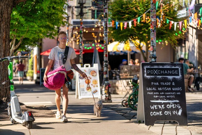 Building Photo - 4065 N Mississippi Ave