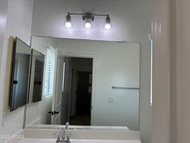 Building Photo - 14559 W Port Royale Ln