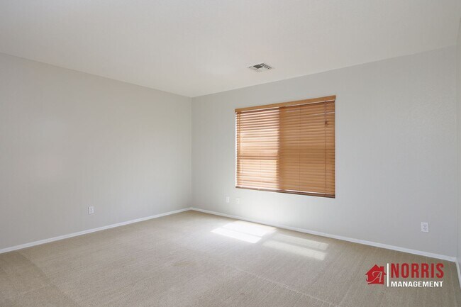 Building Photo - Beautiful Large Home in Casa Grande