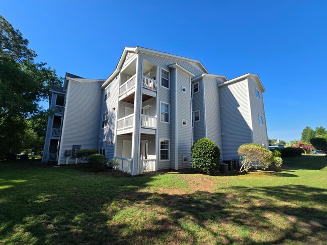Building Photo - 267 Waterdown Dr